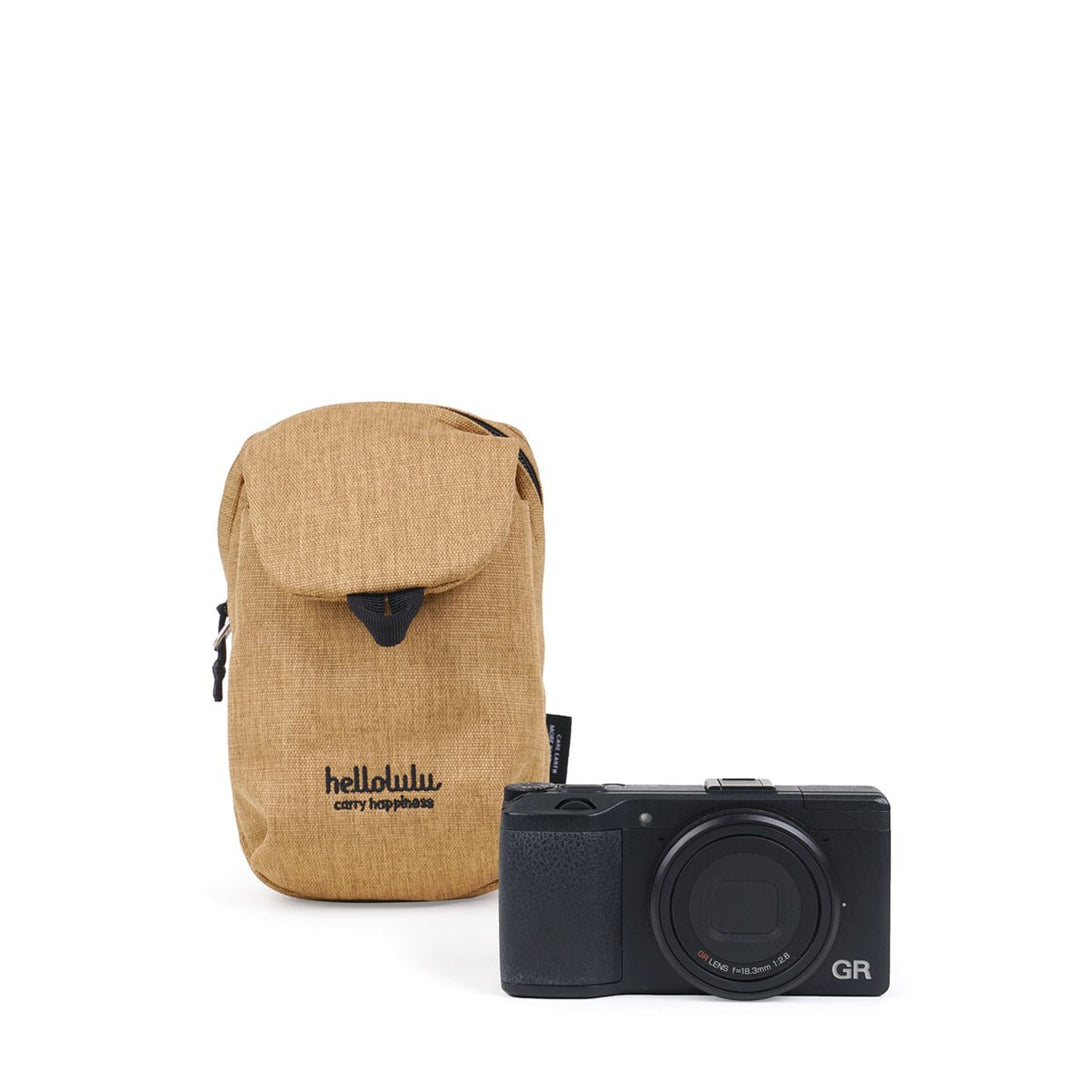 DALE - Compact Camera Bag (S) - HELLOLULU LIVING SOLUTIONS. Teak Brown
