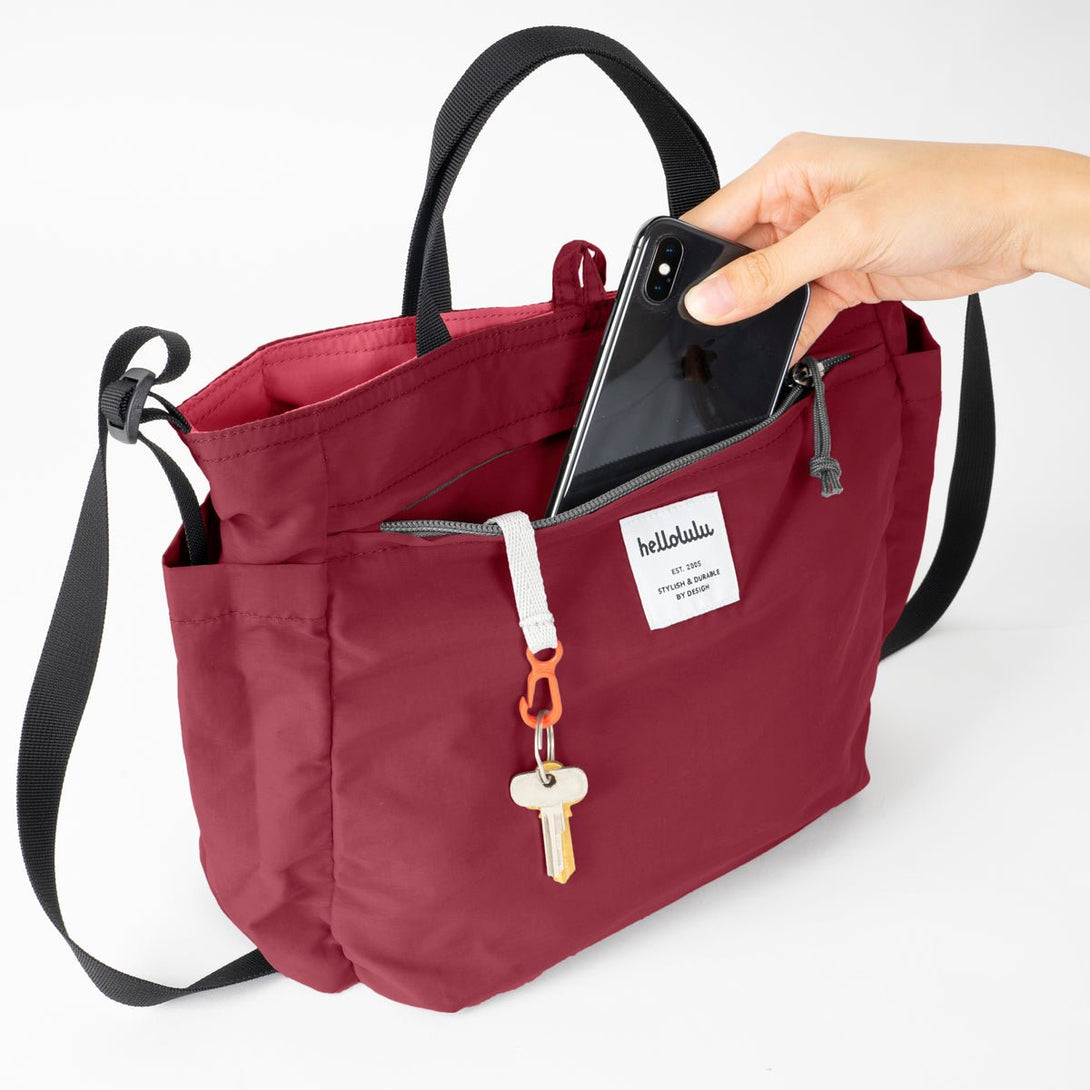 JOLIE - Double-sided 2-way Shoulder Bag - HELLOLULU LIVING SOLUTIONS. Sweet Rouge / Ruby Red
