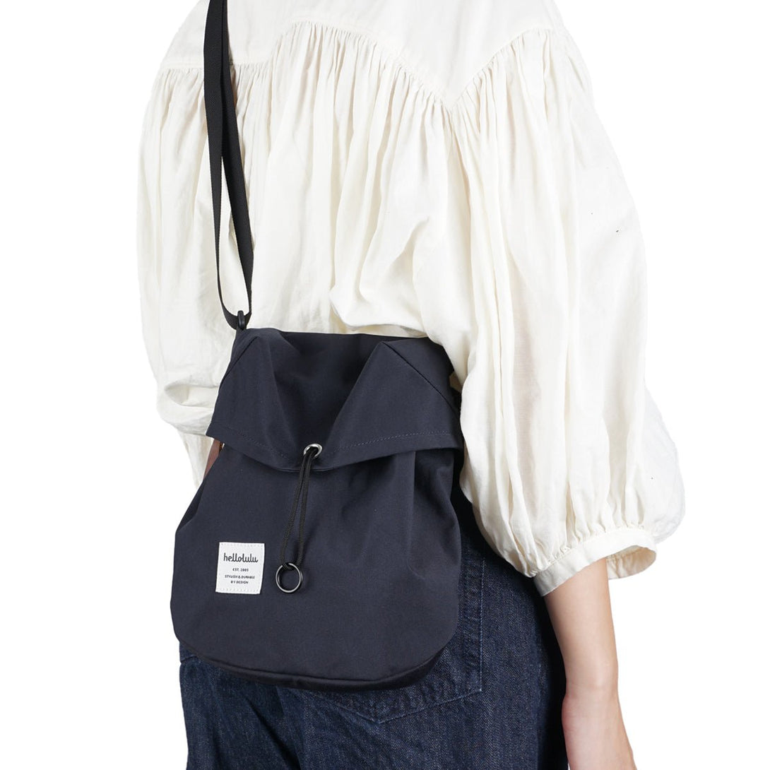 ARMIE - Day Sling Bag S - HELLOLULU LIVING SOLUTIONS. Metro Blue