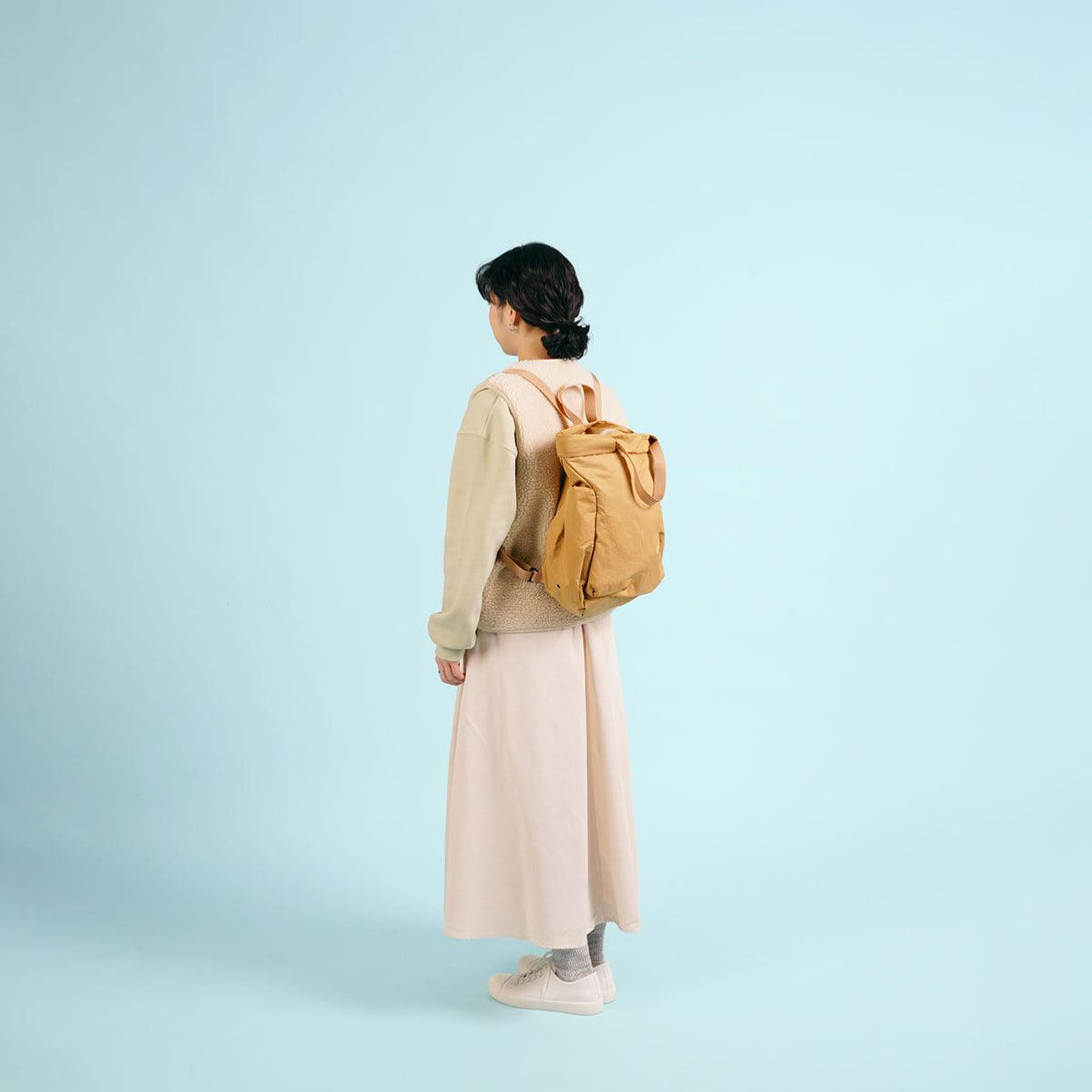 ROWDY - All Day Totepack (S) - HELLOLULU LIVING SOLUTIONS. Light Walnut
