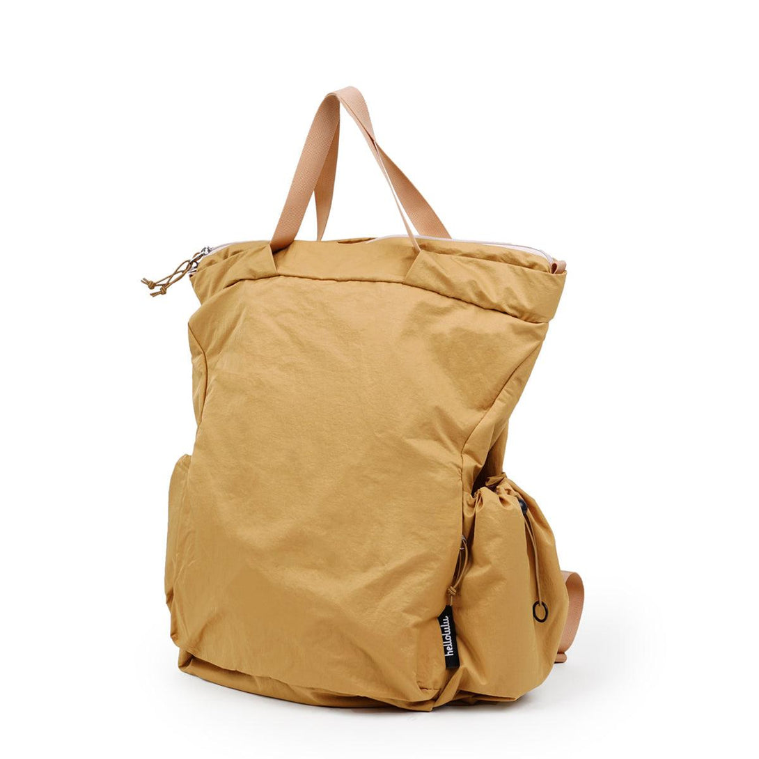ROUX - All Day Totepack (M) - HELLOLULU LIVING SOLUTIONS. Light Walnut