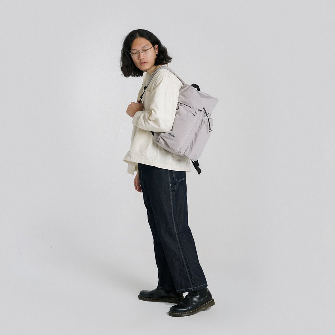 OLIVER (ECO Edition) - Day Pack L - HELLOLULU LIVING SOLUTIONS. Pure Gray